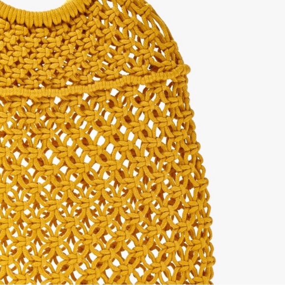 Hand Made Open Knit Tote bag. - Picture 3 of 4